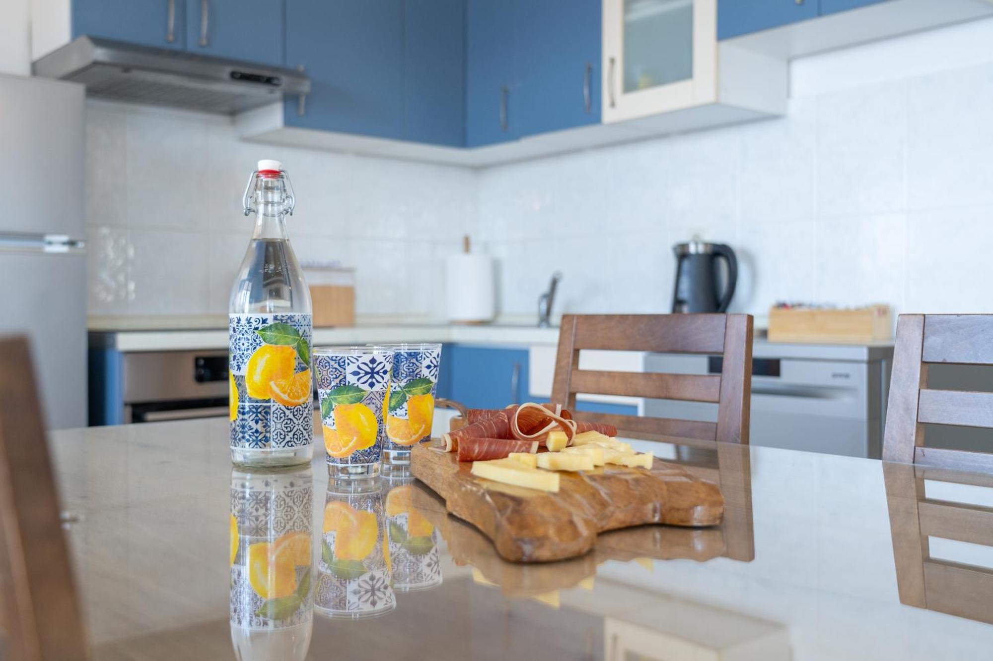 Apartment 30 M From Beach,Makarska,Marija Bagian luar foto