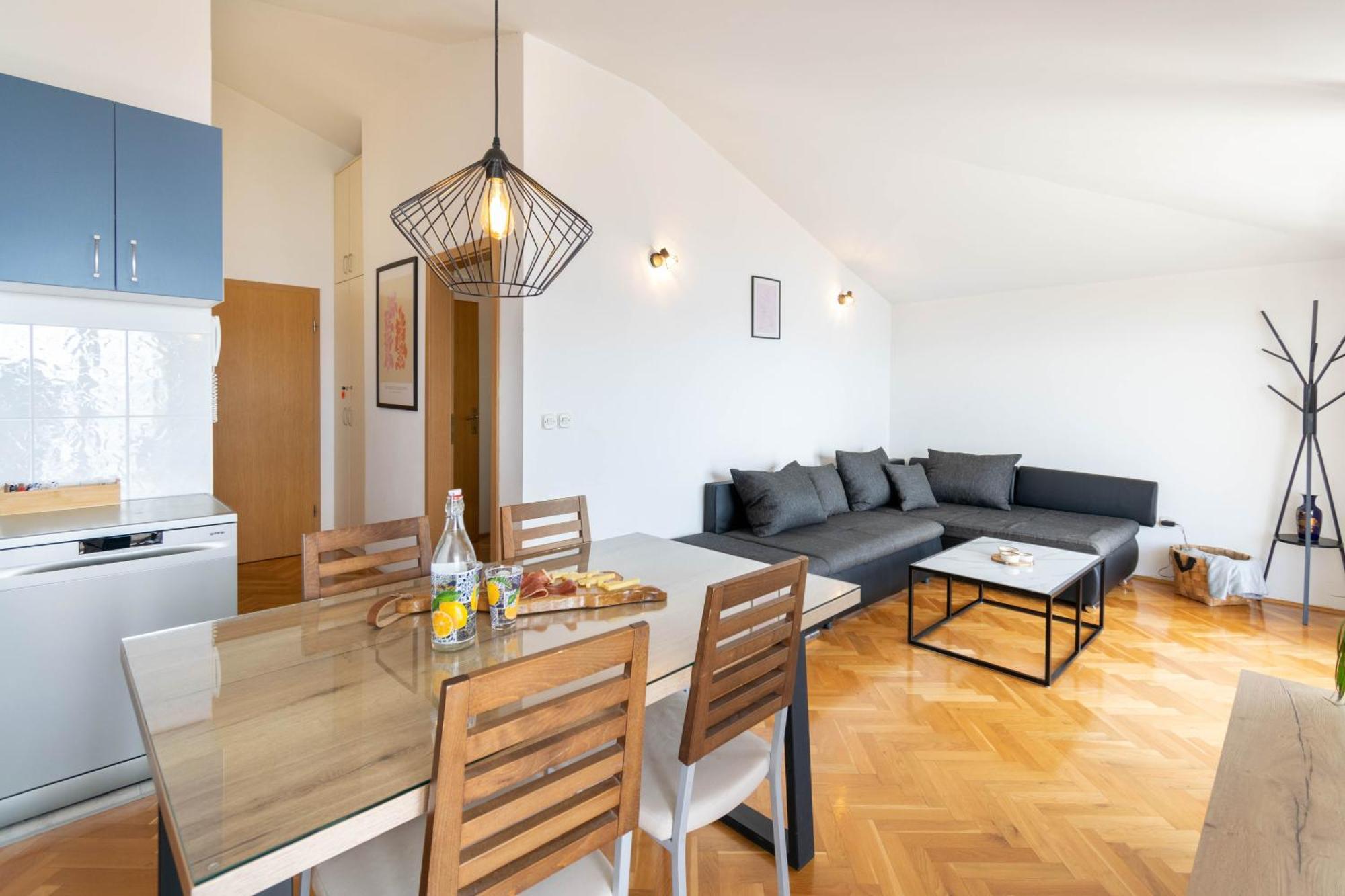 Apartment 30 M From Beach,Makarska,Marija Bagian luar foto