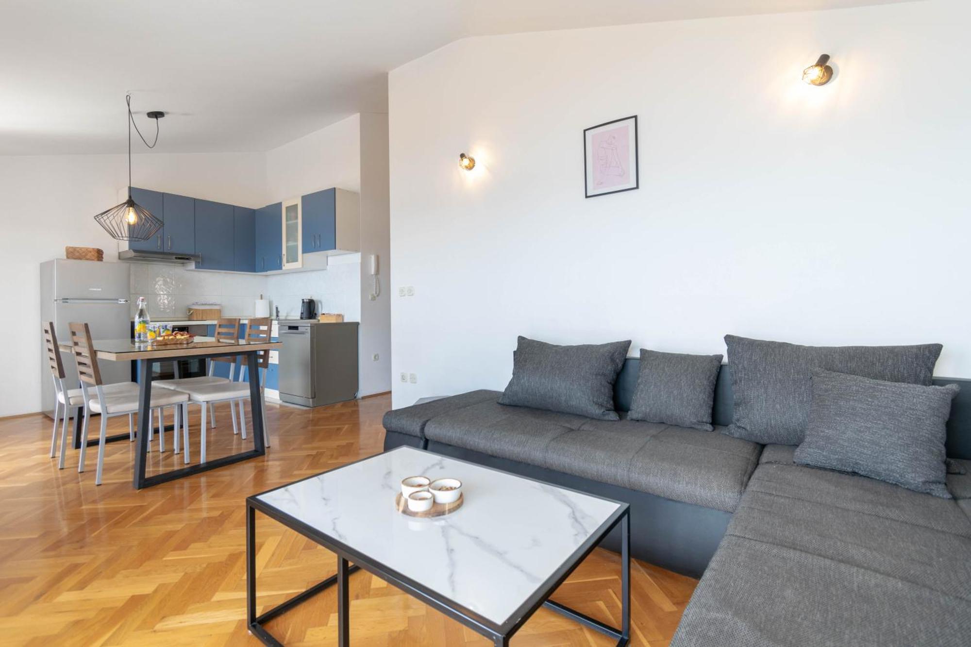 Apartment 30 M From Beach,Makarska,Marija Bagian luar foto