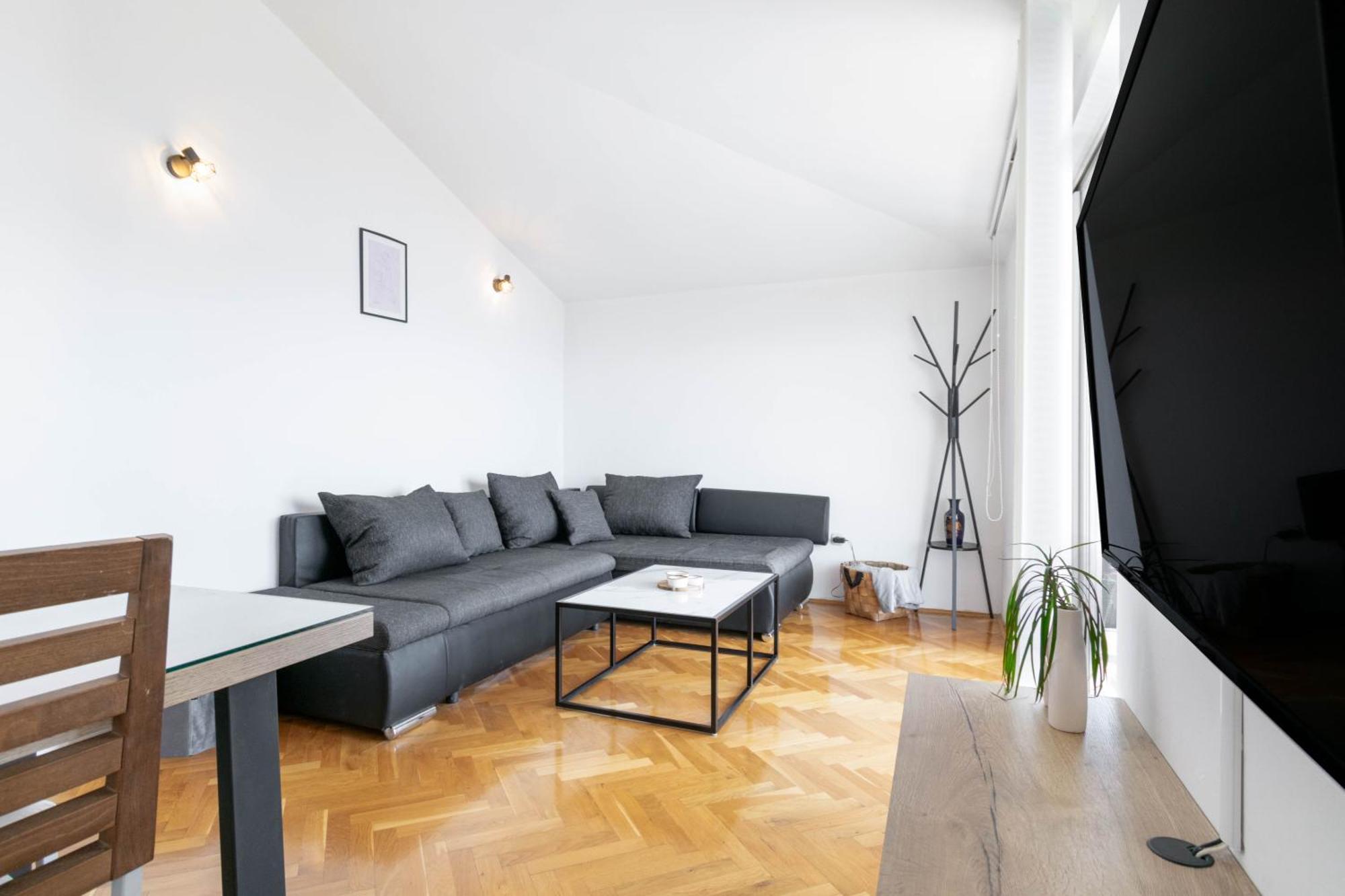 Apartment 30 M From Beach,Makarska,Marija Bagian luar foto