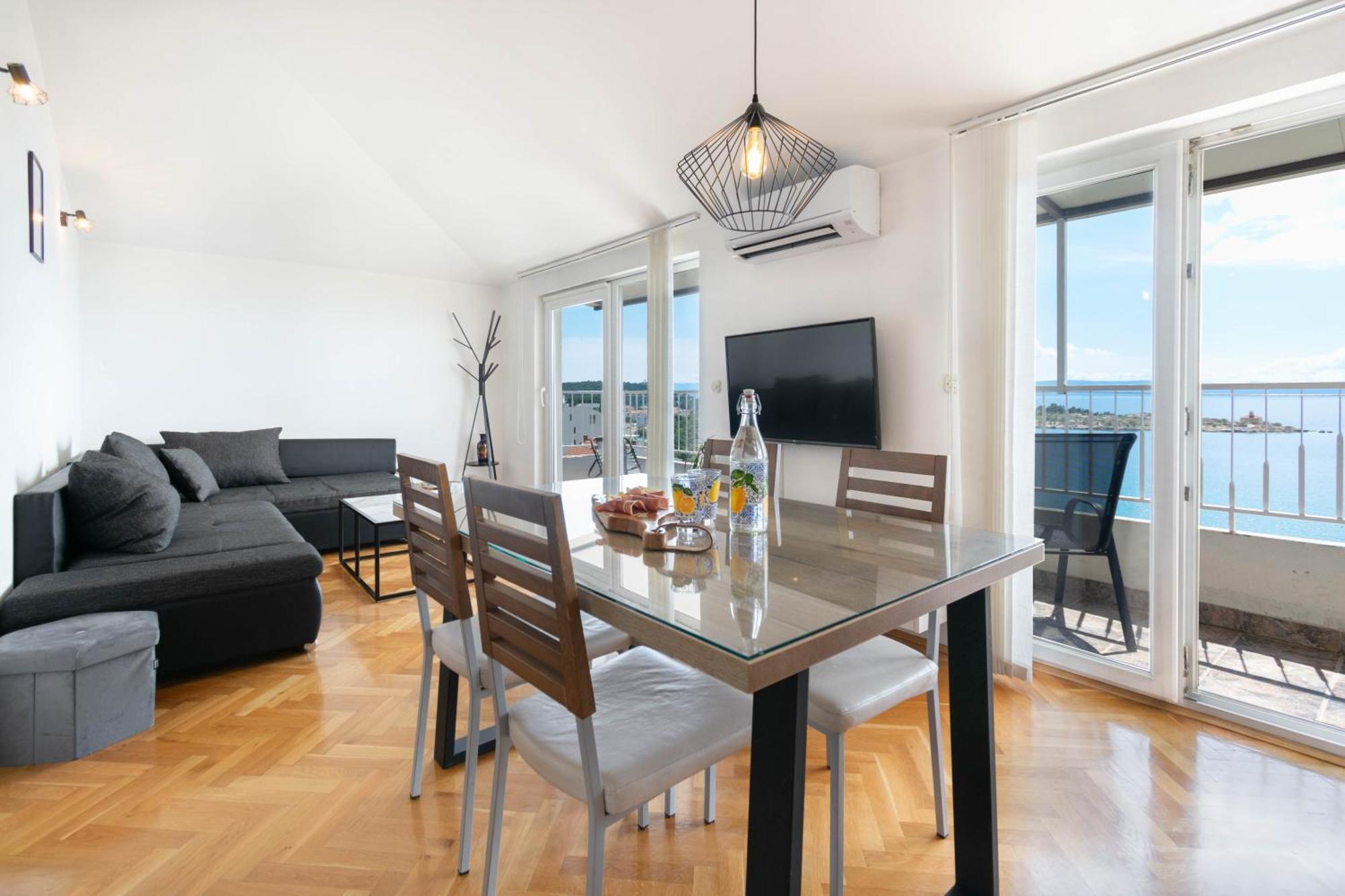 Apartment 30 M From Beach,Makarska,Marija Bagian luar foto